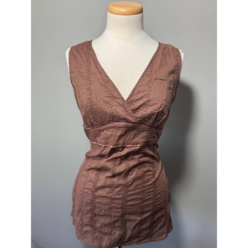 Y2K Cottage Core Boho Chic Small Brown Embroidered V-Neck Sleeveless Top EUC
